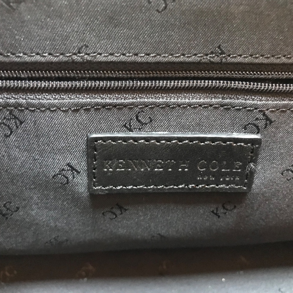 Kenneth Cole Burgundy Genuine Leather Purse - Picture 3 of 5